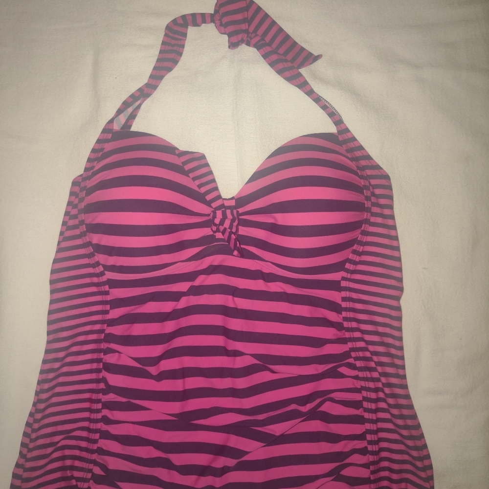Swimsuit top